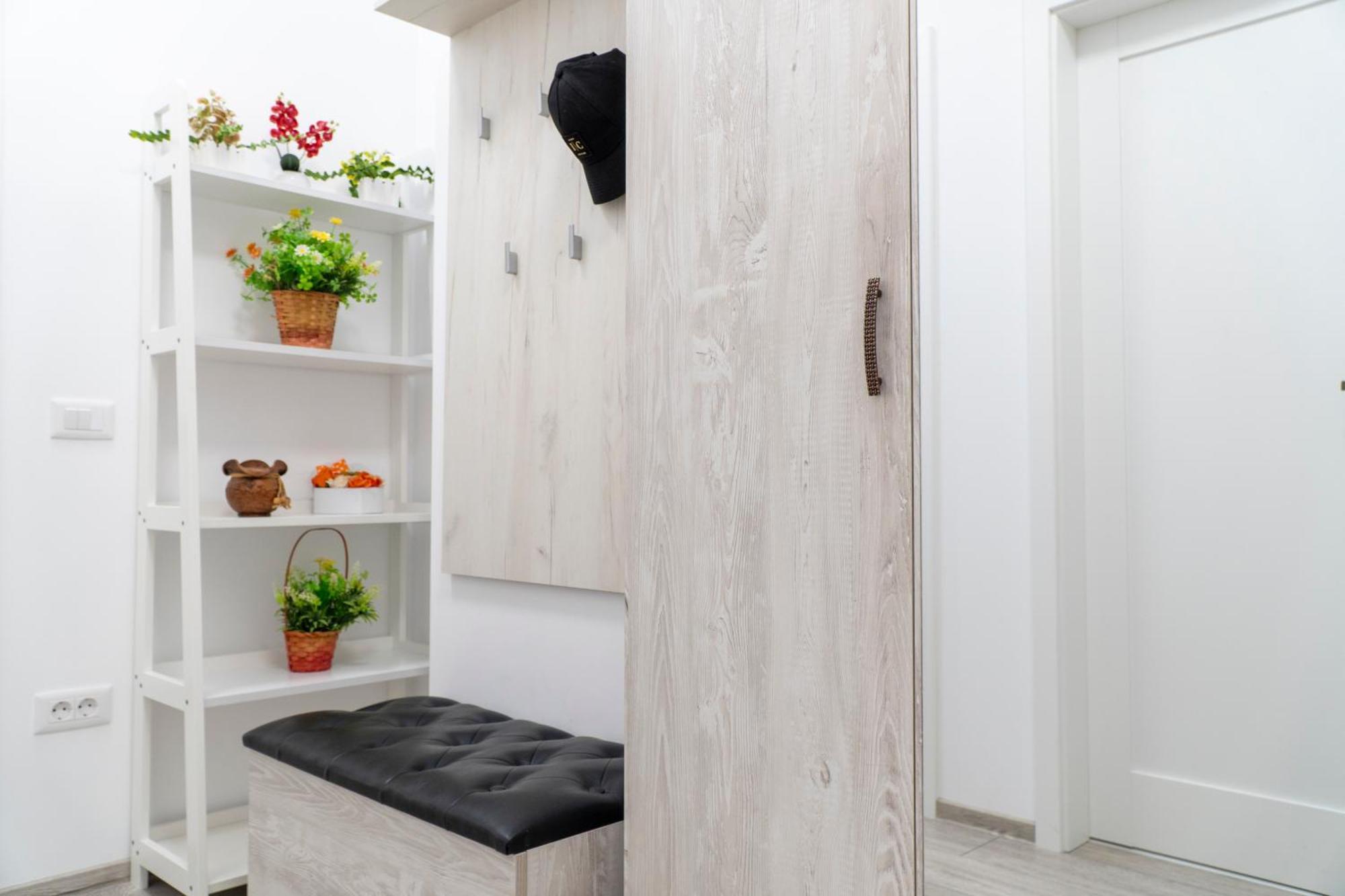 Center Apartment Palas Mall View Яш Екстериор снимка